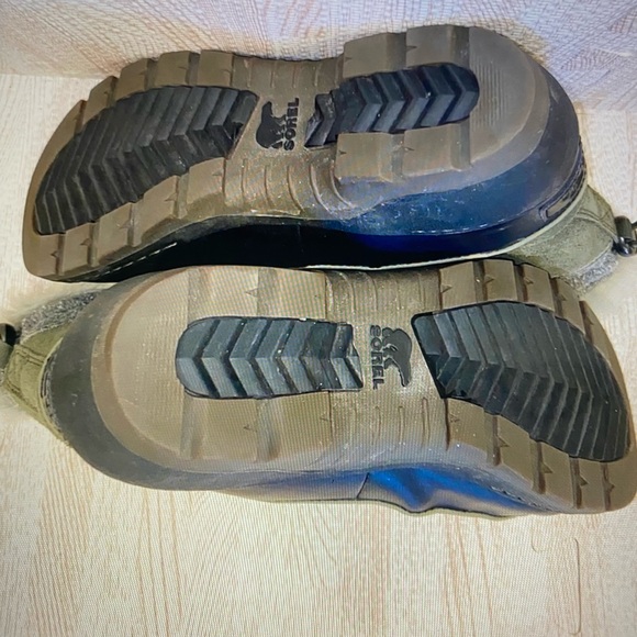 Sorel Women's Olive, Black and Gray Winter Boots - Picture 9 of 11